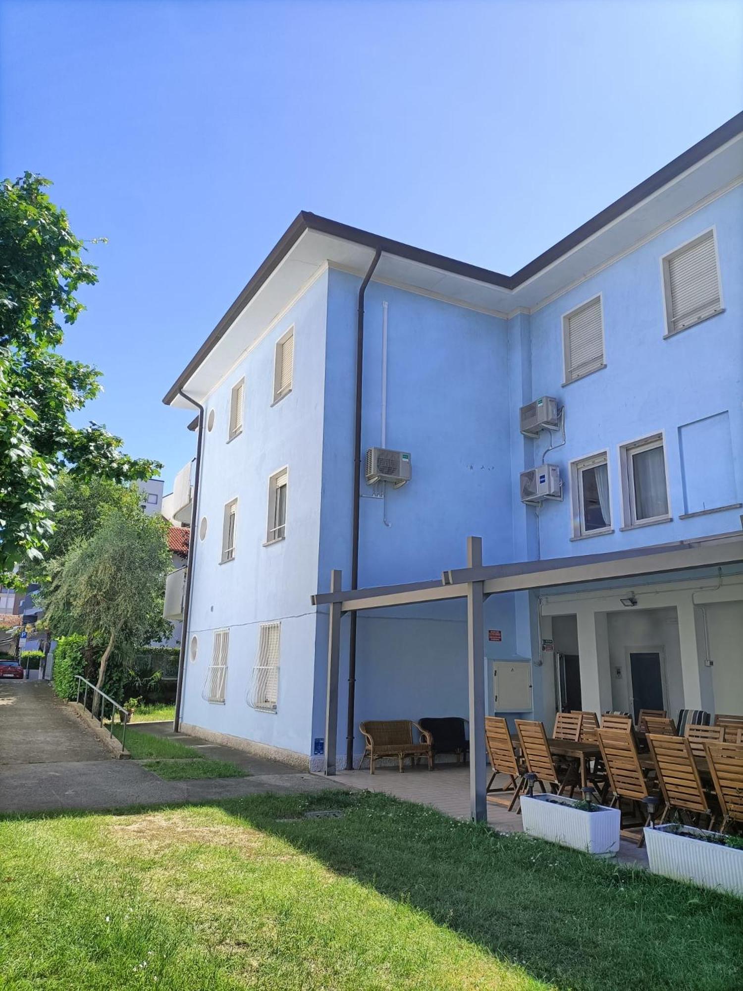 Villa Serena Lignano Sabbiadoro Bagian luar foto